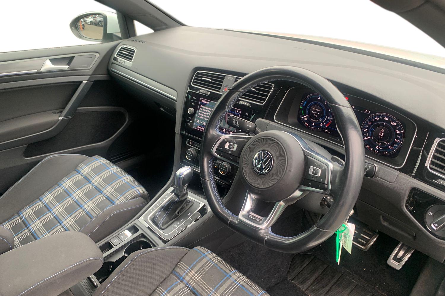 Used Volkswagen Golf 2018 for sale - 76257086: Photo 3