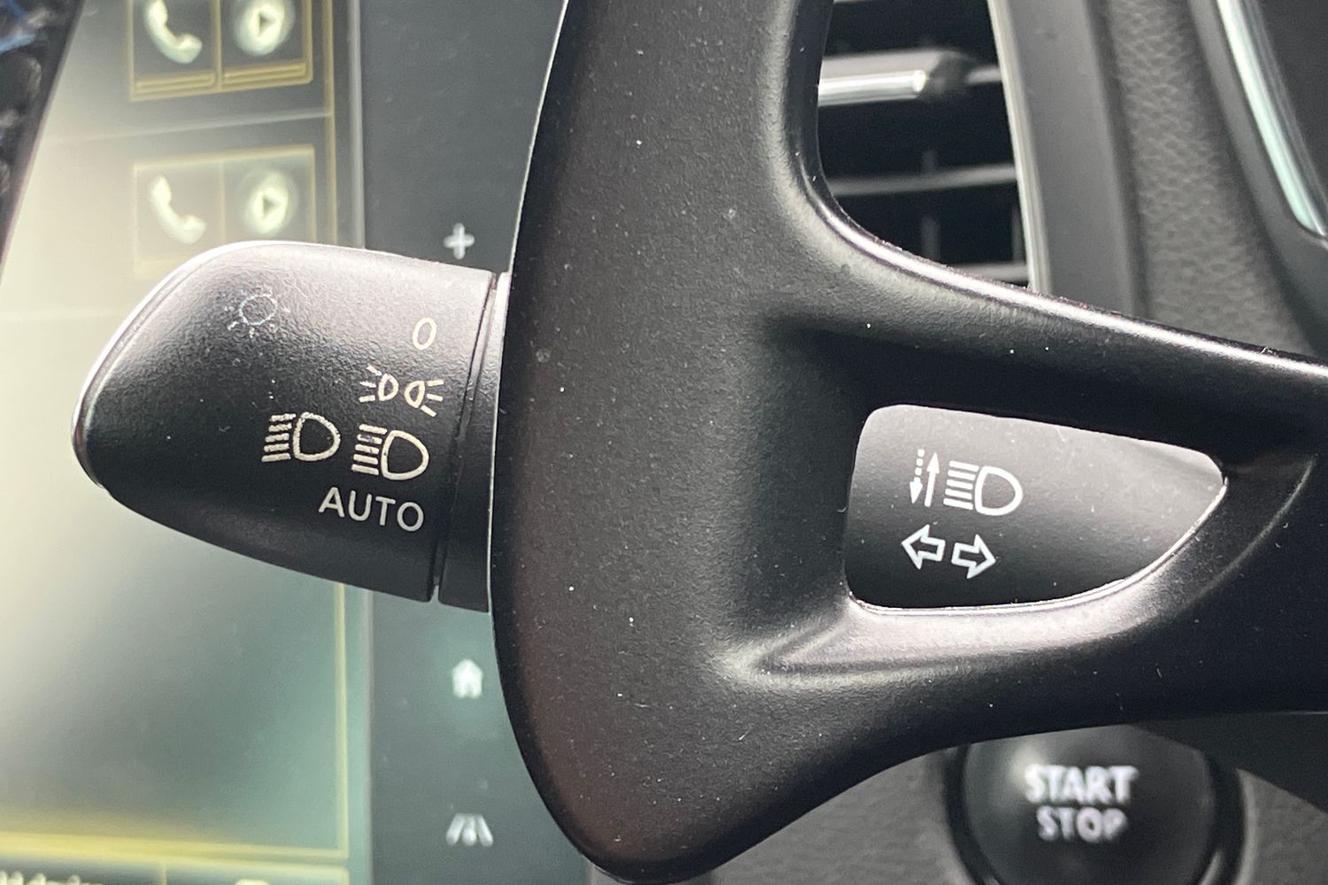 Used Renault Megane 2017 for sale - 75912949: Photo 14