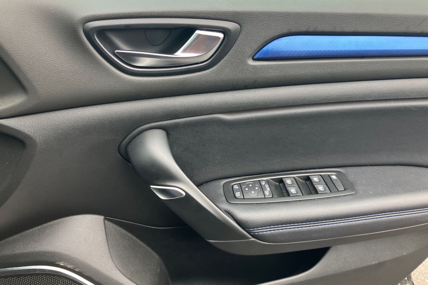 Used Renault Megane 2017 for sale - 75912949: Photo 17