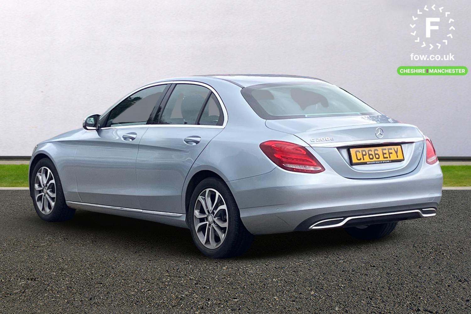 Used Mercedes-Benz C Class 2016 for sale - 76385467: Photo 2