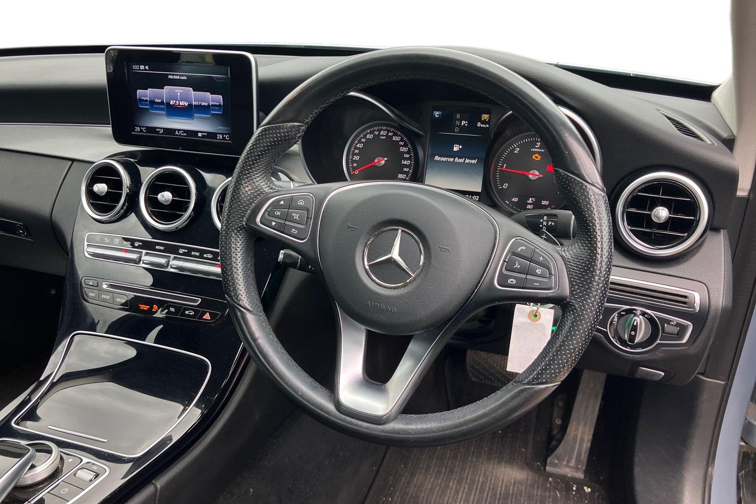 Used Mercedes-Benz C Class 2016 for sale - 76385467: Photo 3