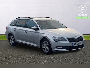 Used Skoda Superb 2016 for sale - 76357687: Photo