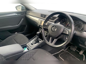 Used Skoda Superb 2016 for sale - 76357687: Photo
