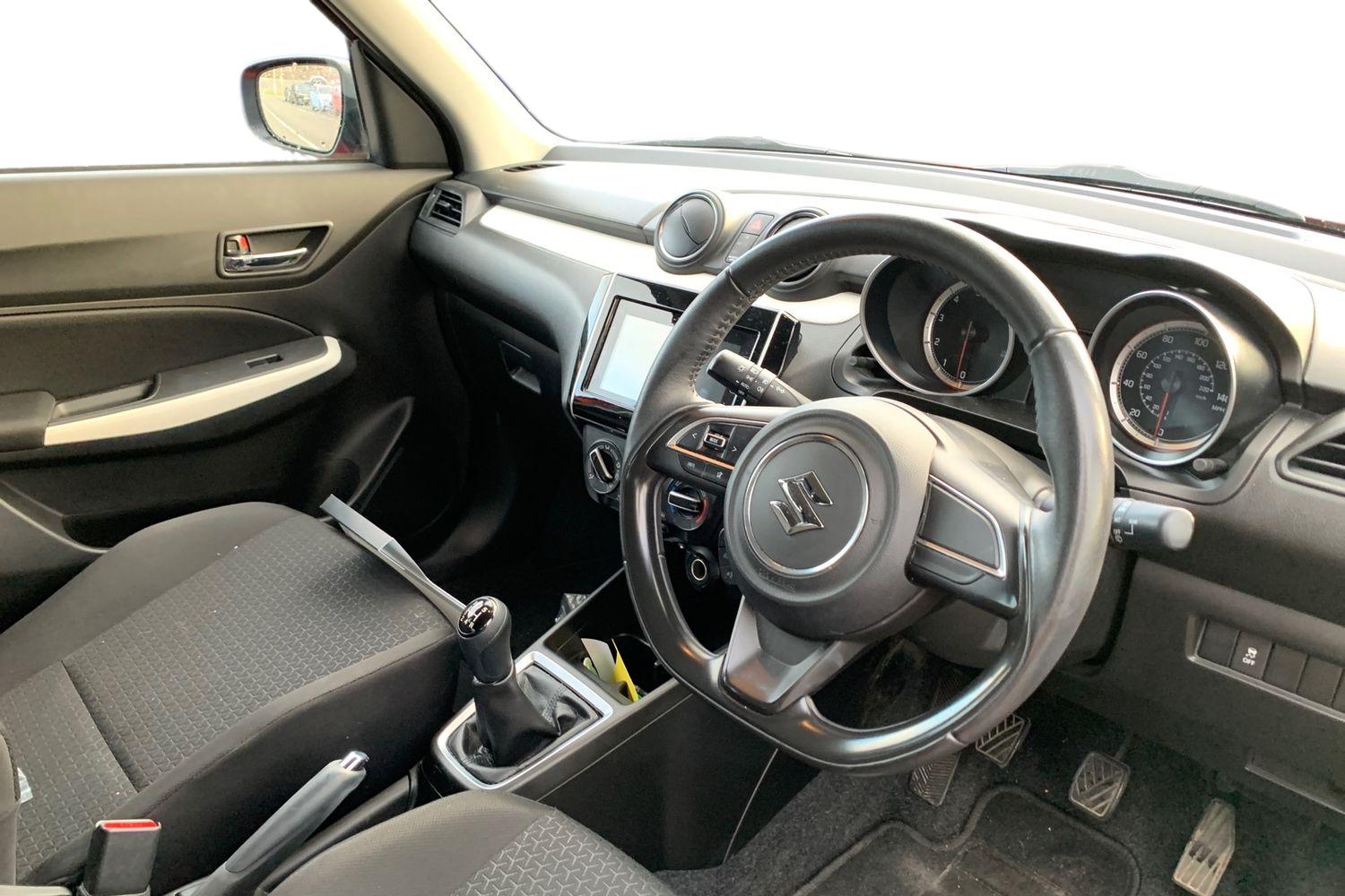 Used Suzuki Swift 2019 for sale - 76896283: Photo 3