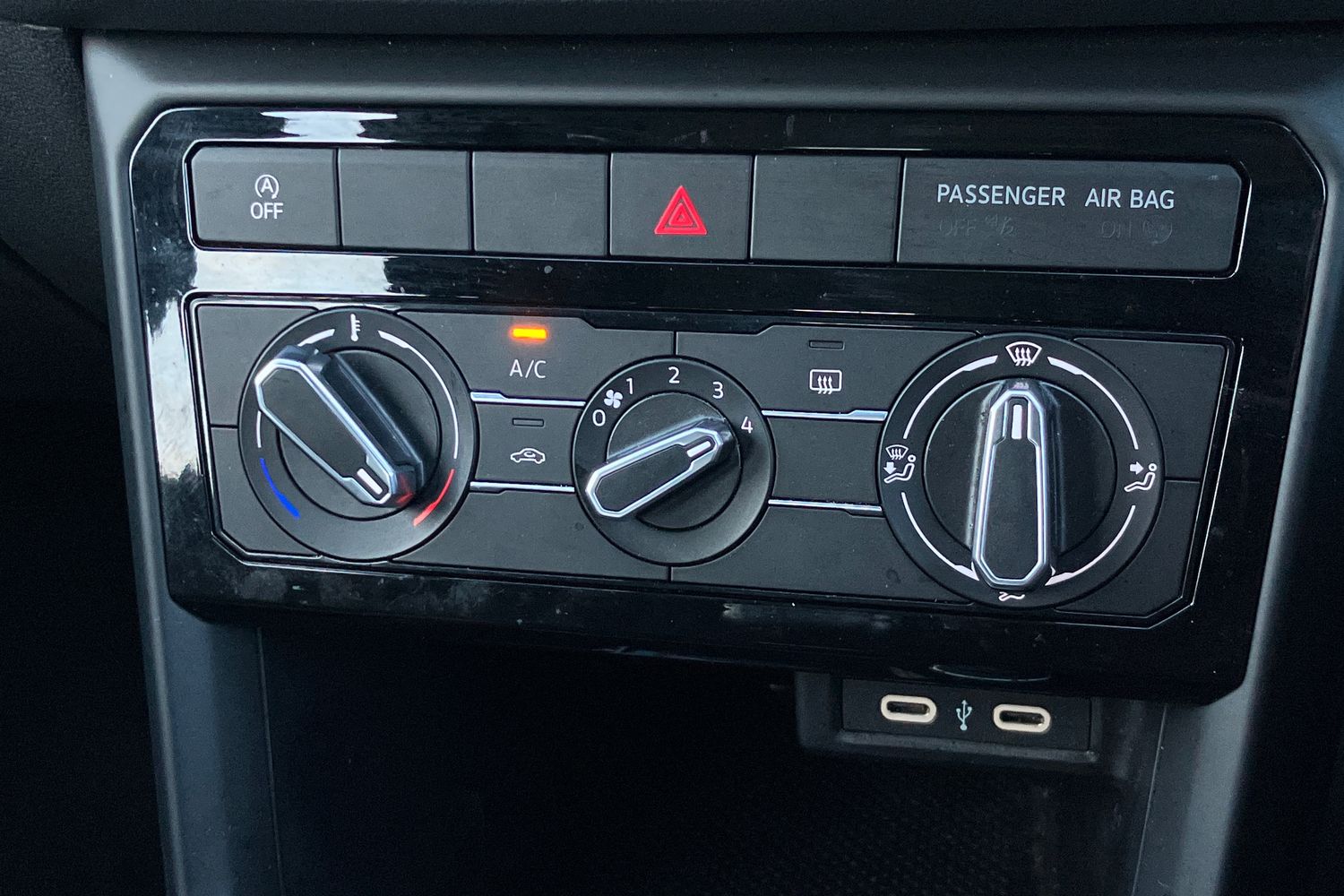 Used Volkswagen T-Cross 2023 for sale - 76421347: Photo 11