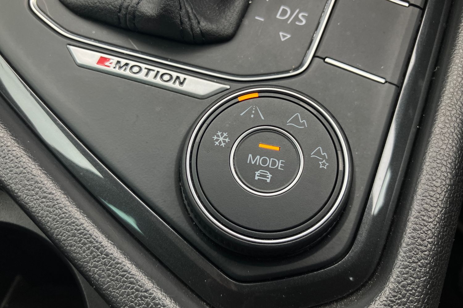 Used Volkswagen Tiguan 2020 for sale - 75825189: Photo 11