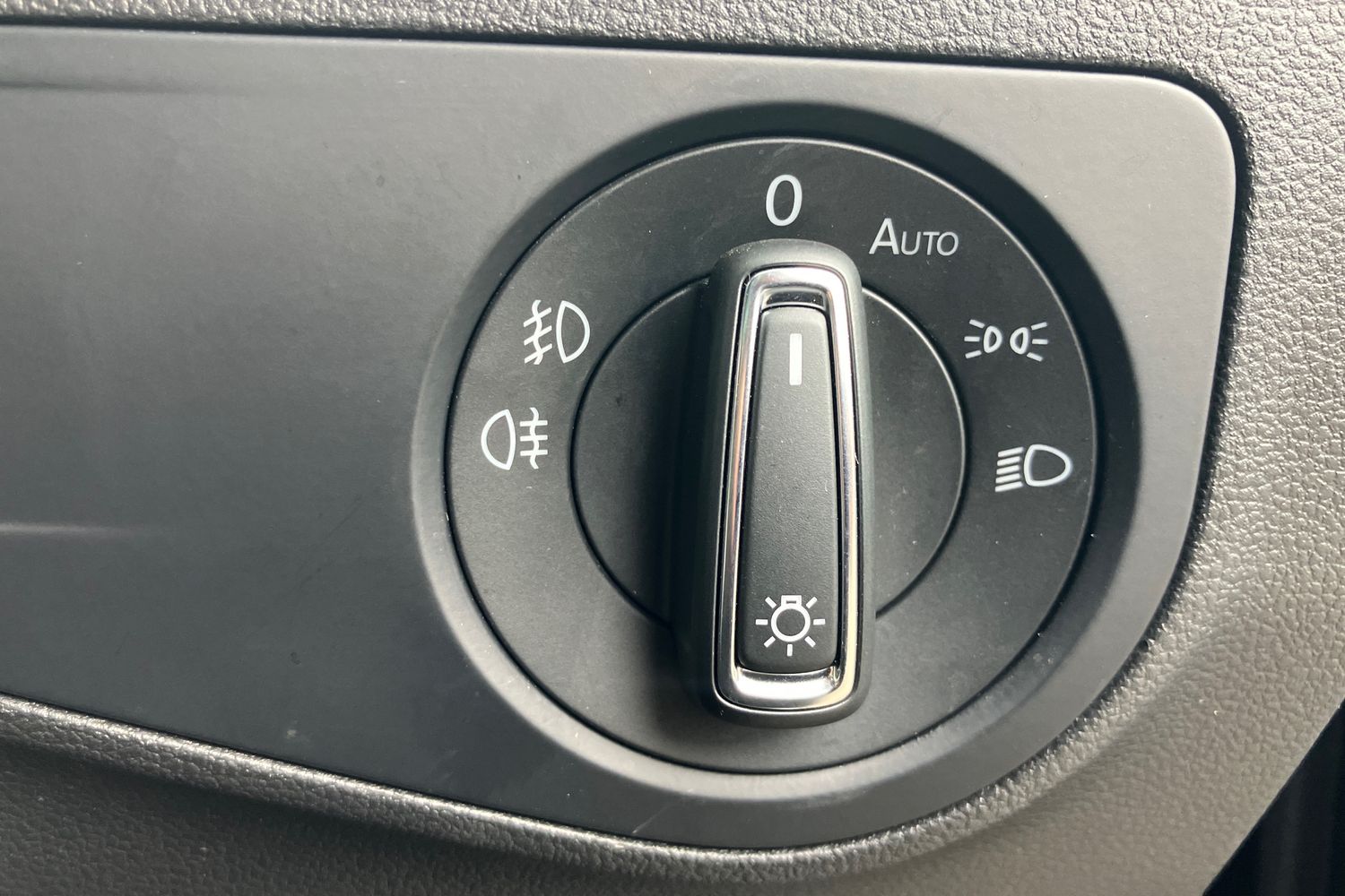 Used Volkswagen Tiguan 2020 for sale - 75825189: Photo 17