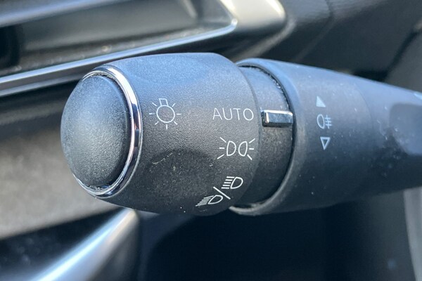 Used Peugeot 5008 2020 for sale - 75593940: Photo 14