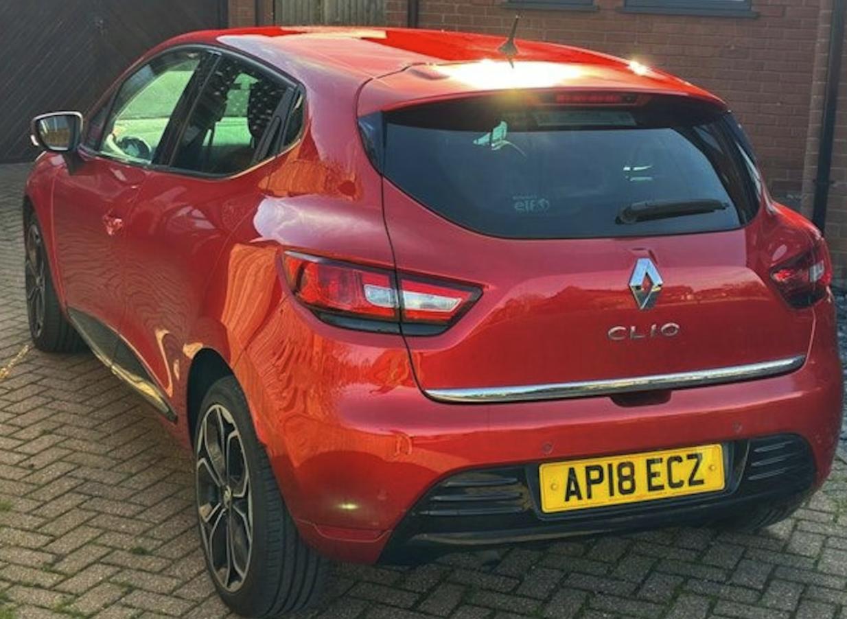 Used Renault Clio 2018 for sale - 78163441: Photo 2