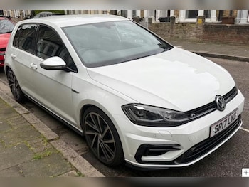 Used Volkswagen Golf 2017 for sale - 78197611: Photo