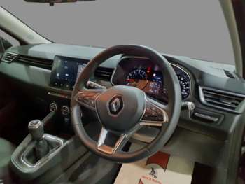 Used Renault Clio 2021 for sale - 74949341: Photo