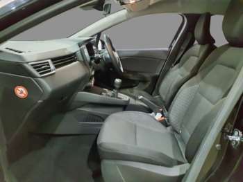 Used Renault Clio 2021 for sale - 74949341: Photo