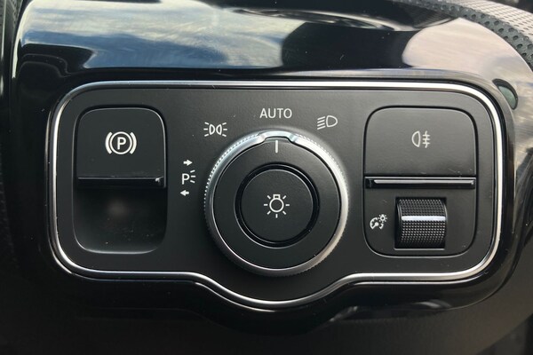 Used Mercedes-Benz A-Class 2018 for sale - 76128371: Photo 16