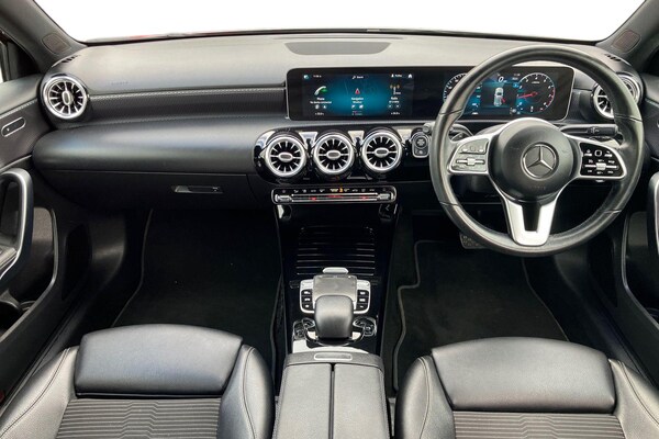 Used Mercedes-Benz A-Class 2018 for sale - 76128371: Photo 3