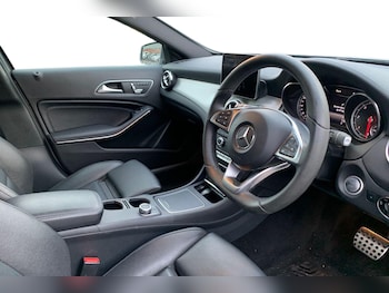 Used Mercedes-Benz GLA 2018 for sale - 76469242: Photo