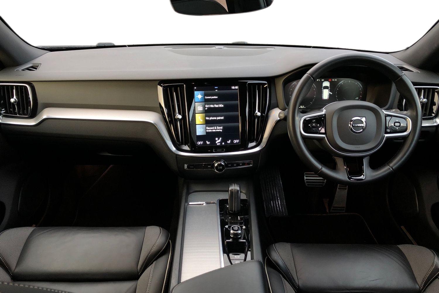 Used Volvo V60 2021 for sale - 76206824: Photo 3