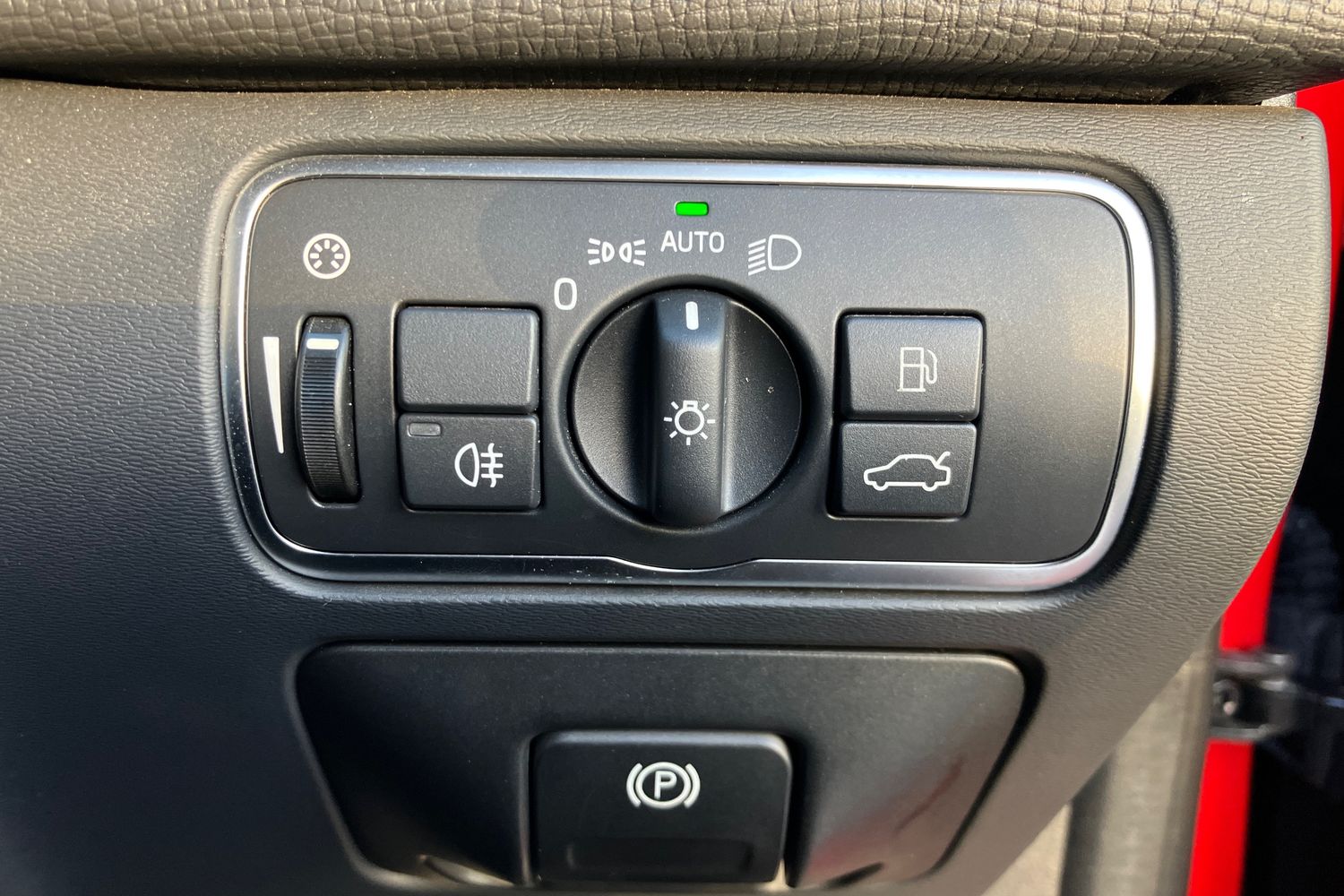 Used Volvo XC60 2016 for sale - 75879316: Photo 16