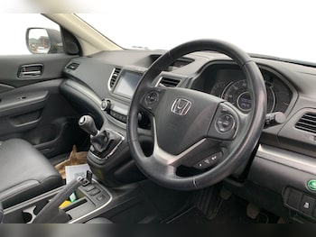 Used Honda CR-V 2018 for sale - 78228689: Photo