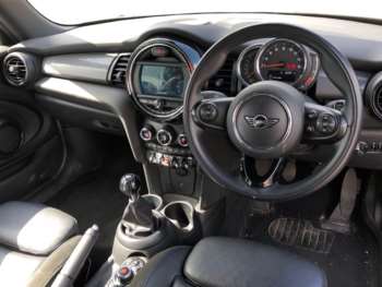 Used MINI Convertible 2018 for sale - 75010968: Photo
