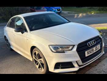 2019 - 30 TDI 116 Black Edition 4dr S Tronic
