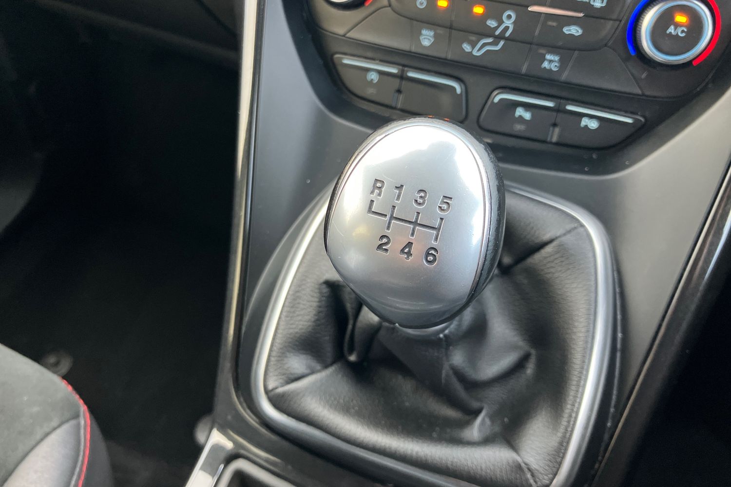 Used Ford Kuga 2018 for sale - 76828001: Photo 15