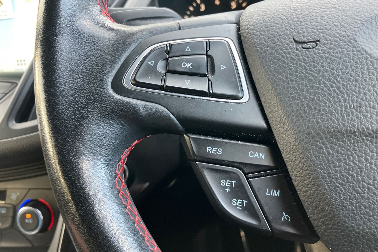 Used Ford Kuga 2018 for sale - 76828001: Photo 16