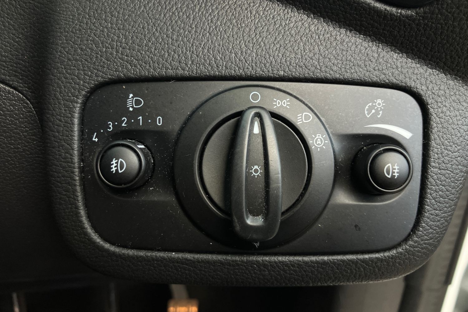 Used Ford Kuga 2018 for sale - 76828001: Photo 21