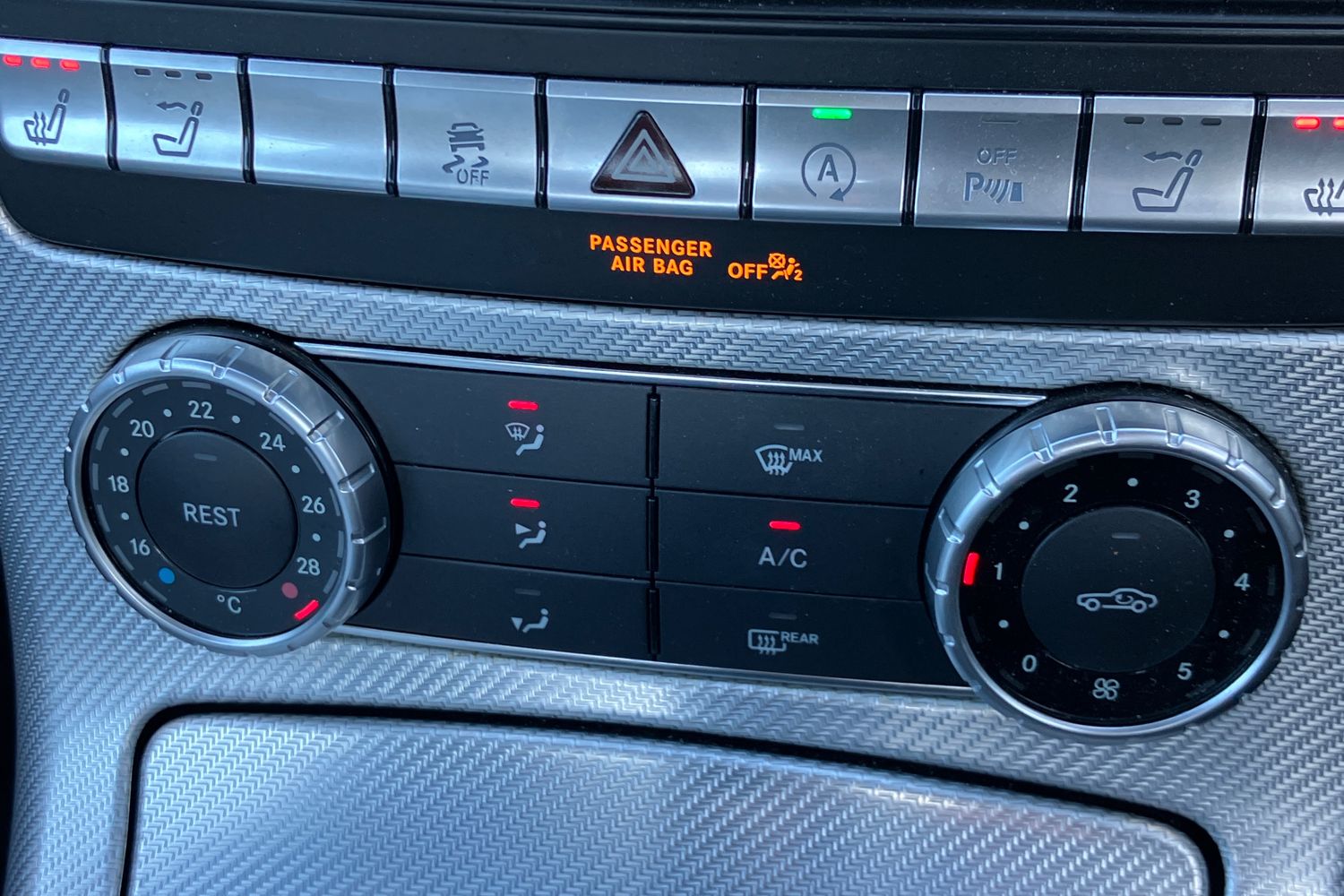 Used Mercedes-Benz SLC 2021 for sale - 76069698: Photo 12