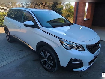 Peugeot 5008 feature image