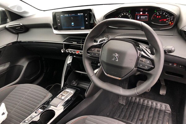 Used Peugeot 208 2022 for sale - 76115116: Photo 3