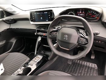 Used Peugeot 208 2022 for sale - 76115116: Photo