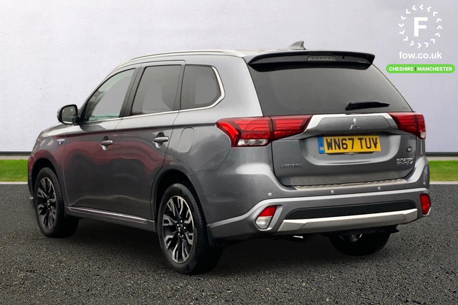 Used Mitsubishi Outlander 2017 for sale - 77135376: Photo 2