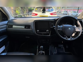 Used Mitsubishi Outlander 2021 for sale - 78445231: Photo