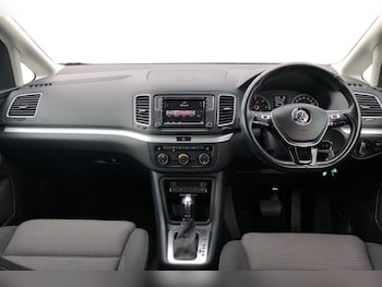 Used Volkswagen Sharan 2018 for sale - 77515025: Photo