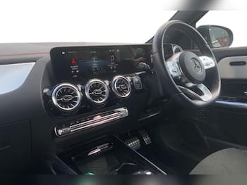 Used Mercedes-Benz EQA 2022 for sale - 79835870: Photo