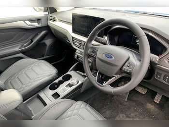 Used Ford Focus 2022 for sale - 77675042: Photo