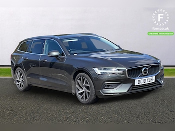 Used Volvo V60 2018 for sale - 79359800: Photo