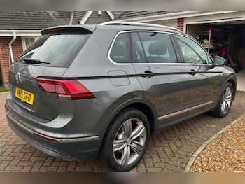 Used Volkswagen Tiguan 2019 for sale - 76836238: Photo