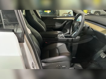 Used Tesla Model Y 2023 for sale - 79234355: Photo