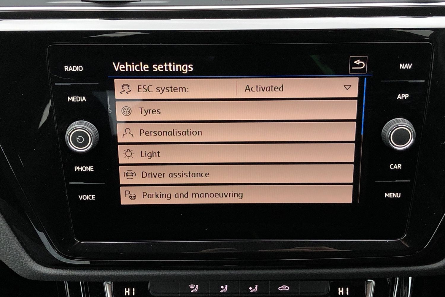 Used Volkswagen Touran 2019 for sale - 76541054: Photo 10