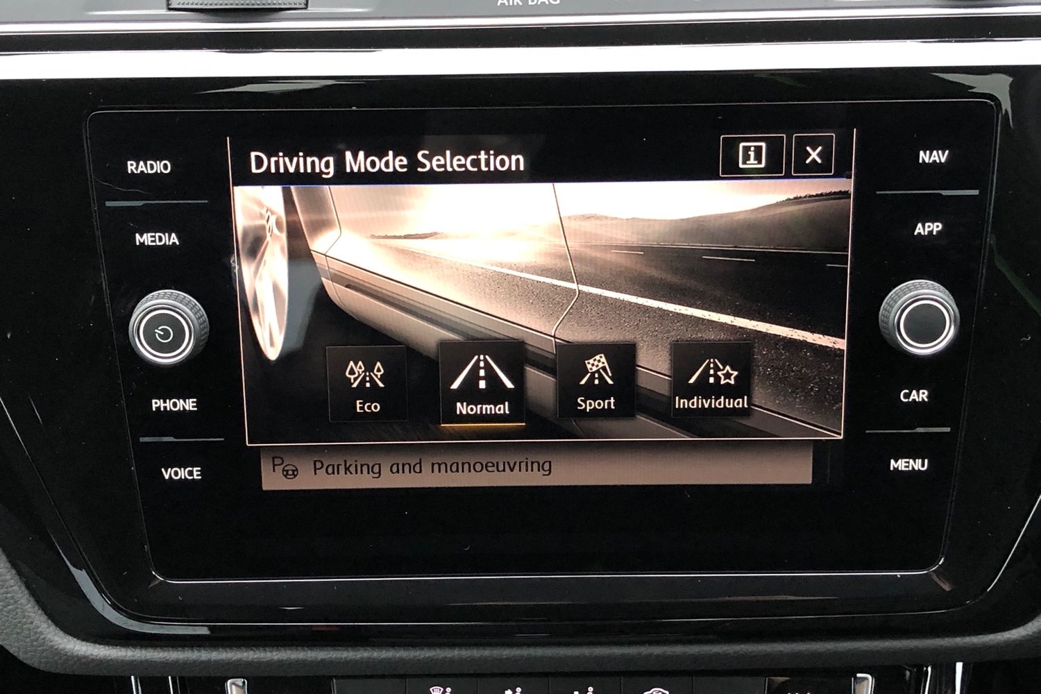 Used Volkswagen Touran 2019 for sale - 76541054: Photo 11