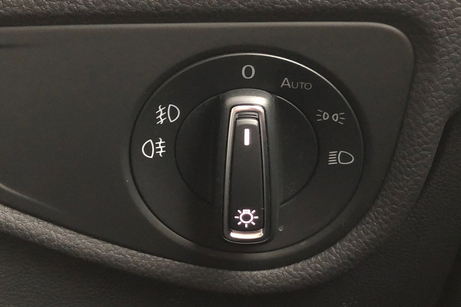 Used Volkswagen Touran 2019 for sale - 76541054: Photo 16