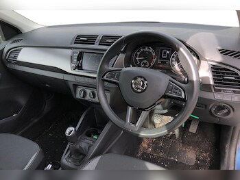 Used Skoda Fabia 2020 for sale - 76133686: Photo 3