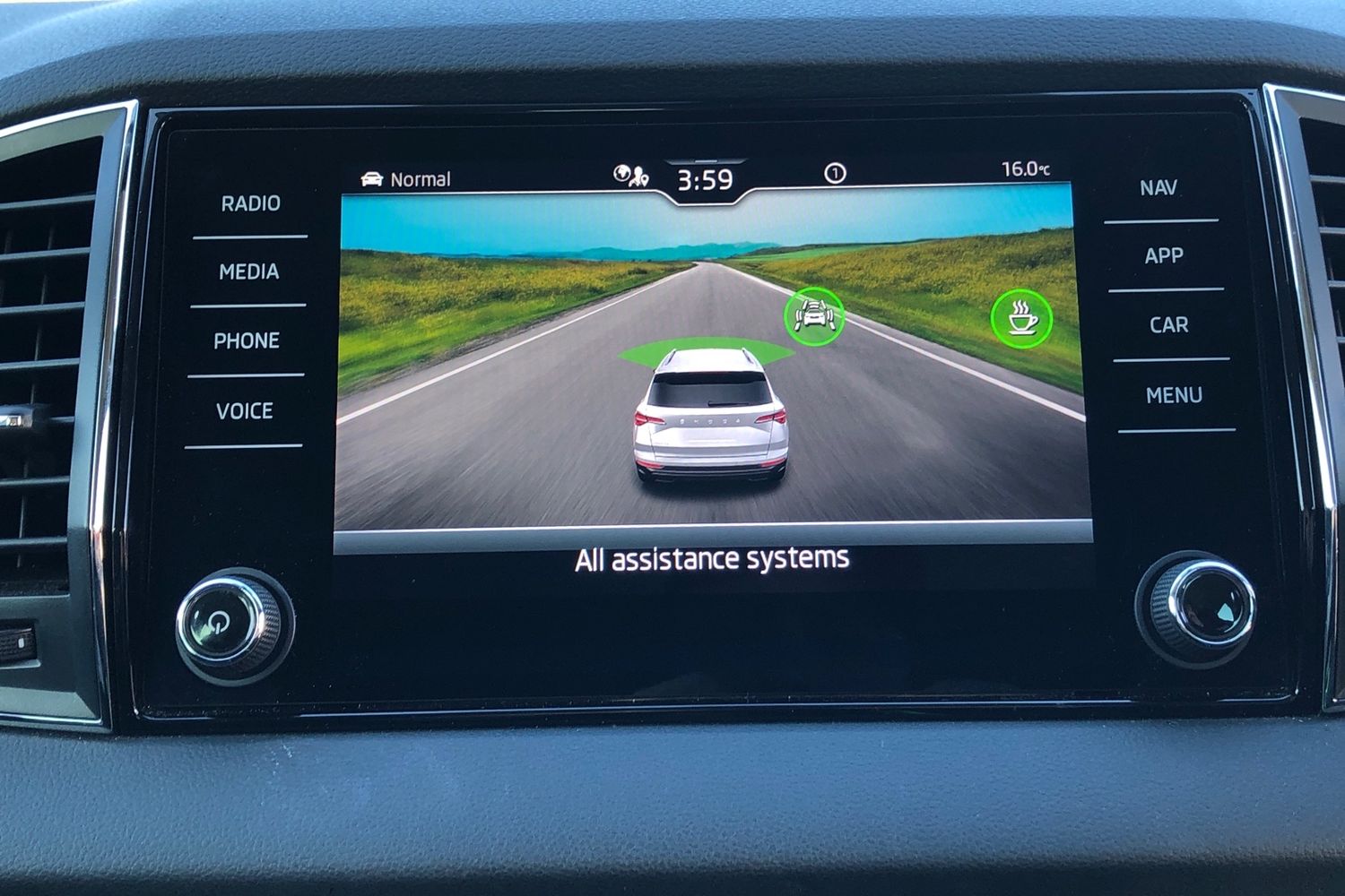 Used Skoda Karoq 2022 for sale - 77829567: Photo 12