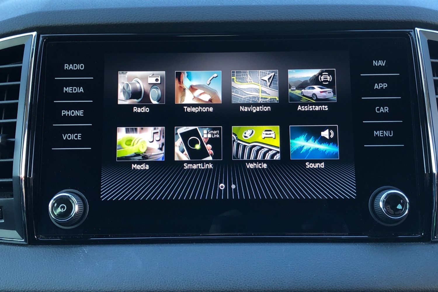 Used Skoda Karoq 2022 for sale - 77829567: Photo 8