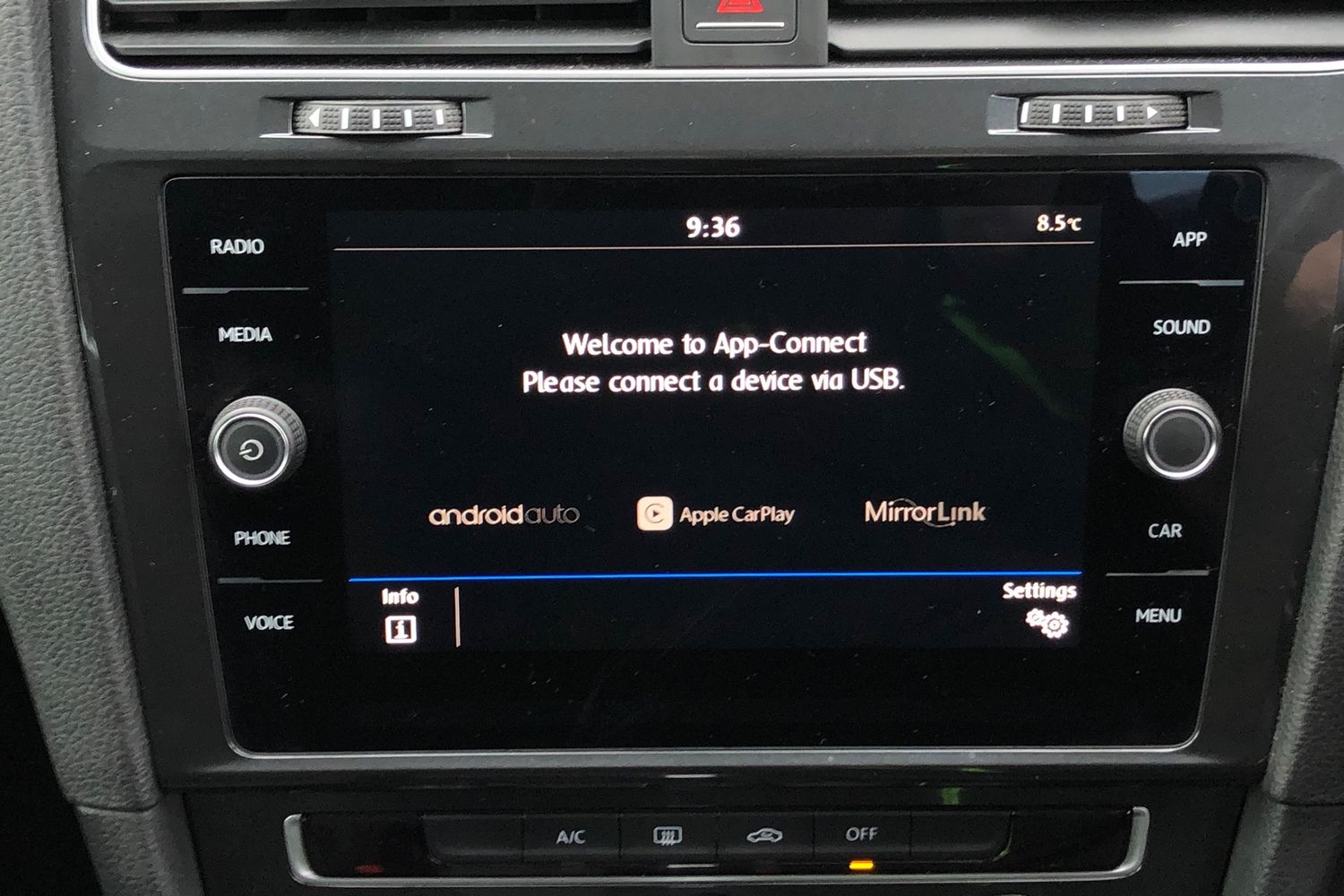 Used Volkswagen Golf 2018 for sale - 77540937: Photo 10