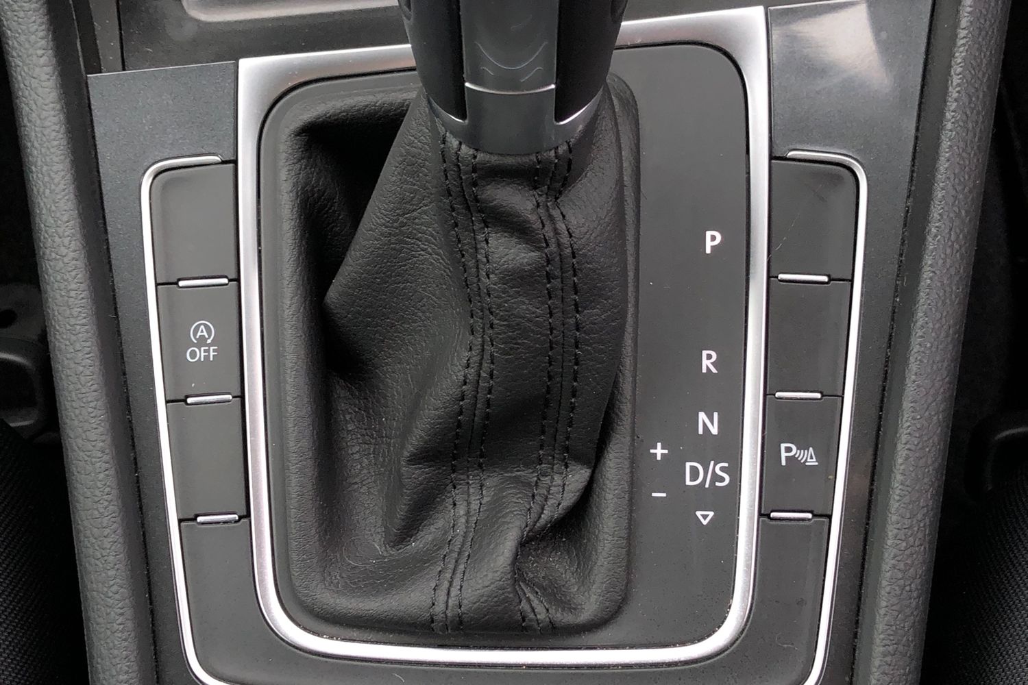 Used Volkswagen Golf 2018 for sale - 77540937: Photo 14