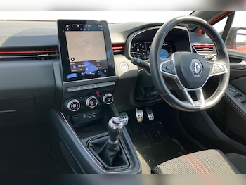 Used Renault Clio 2023 for sale - 79082802: Photo
