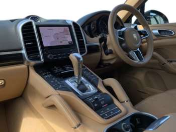 Used Porsche Cayenne 2017 for sale - 75244198: Photo