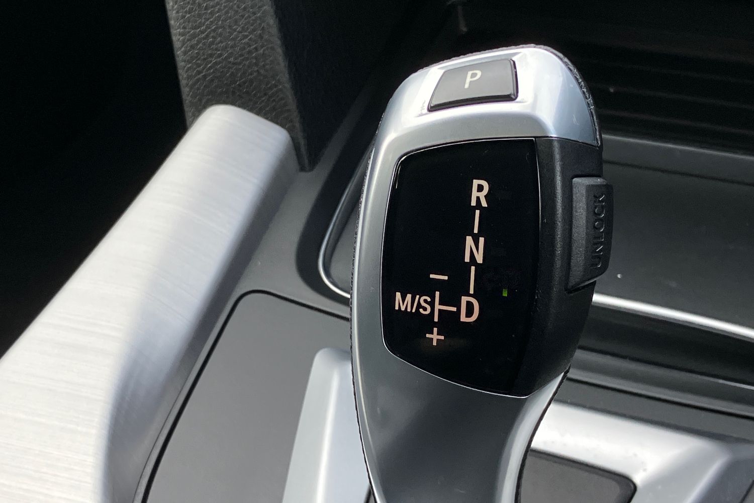 Used BMW 3 Series 2017 for sale - 77022701: Photo 10